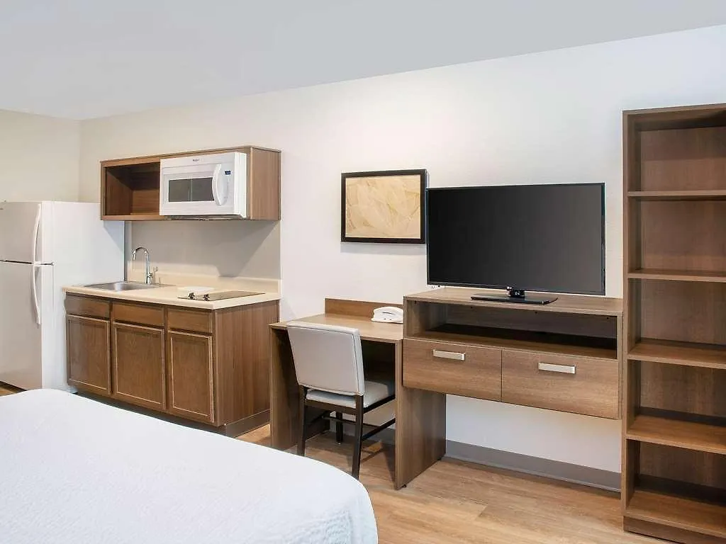 Extended Stay America Select Suites - Charlotte - Northlake