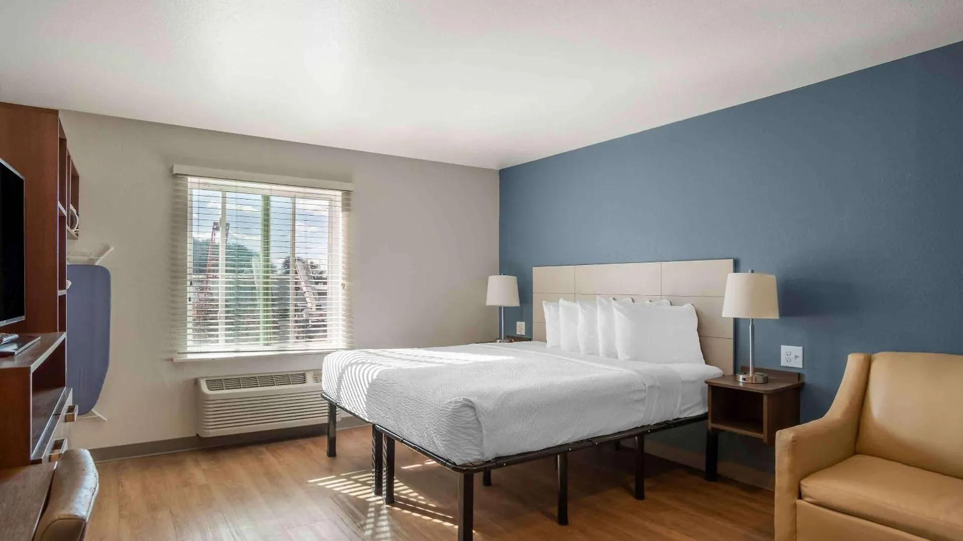 Extended Stay America Select Suites - Charlotte - Northlake