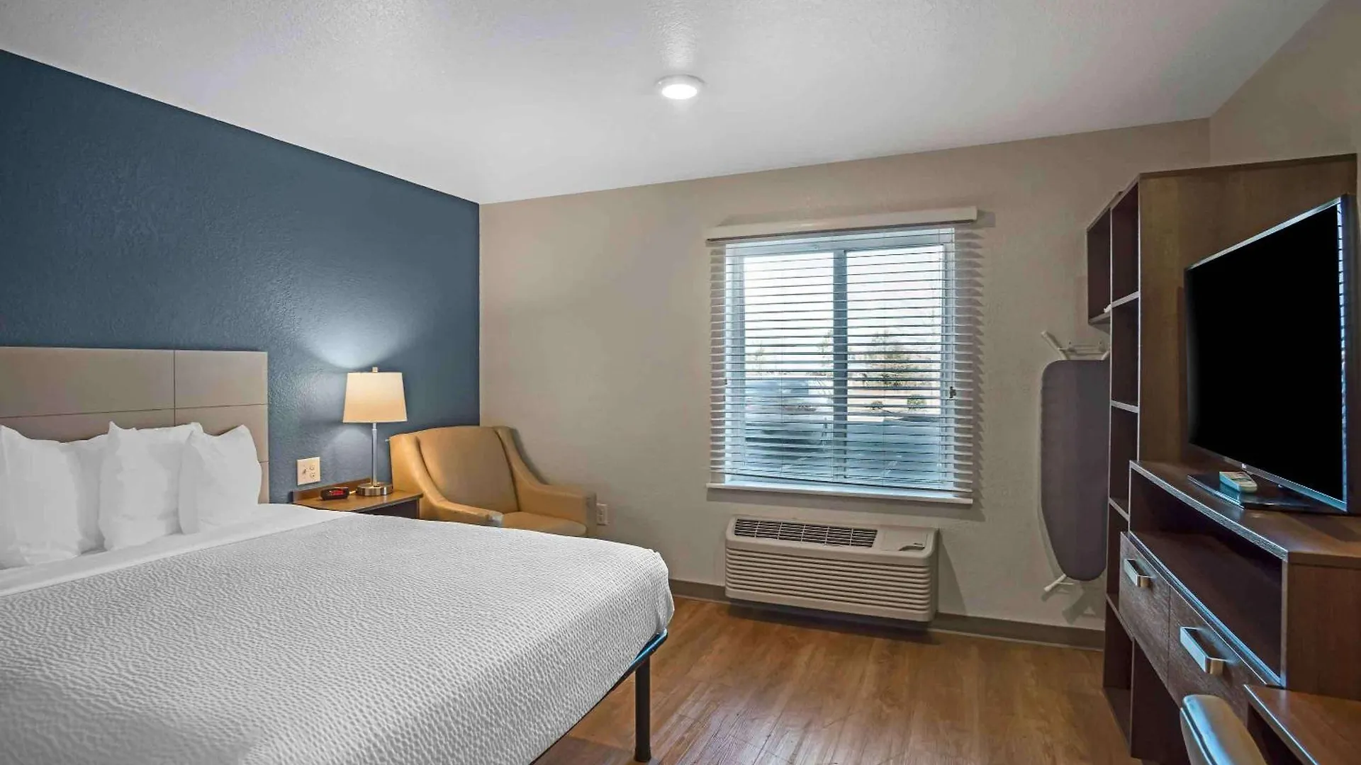 Extended Stay America Select Suites - Charlotte - Northlake
