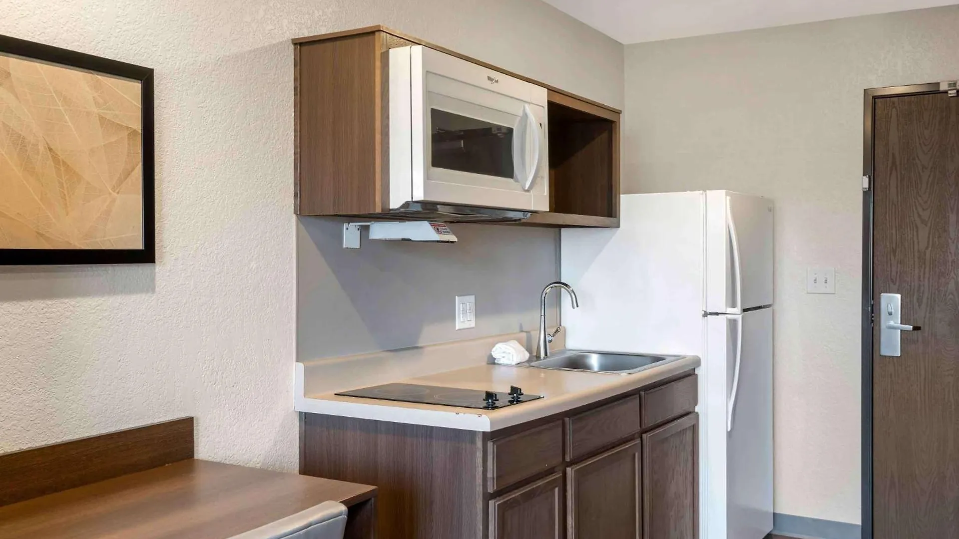 Extended Stay America Select Suites - Charlotte - Northlake 3*,
